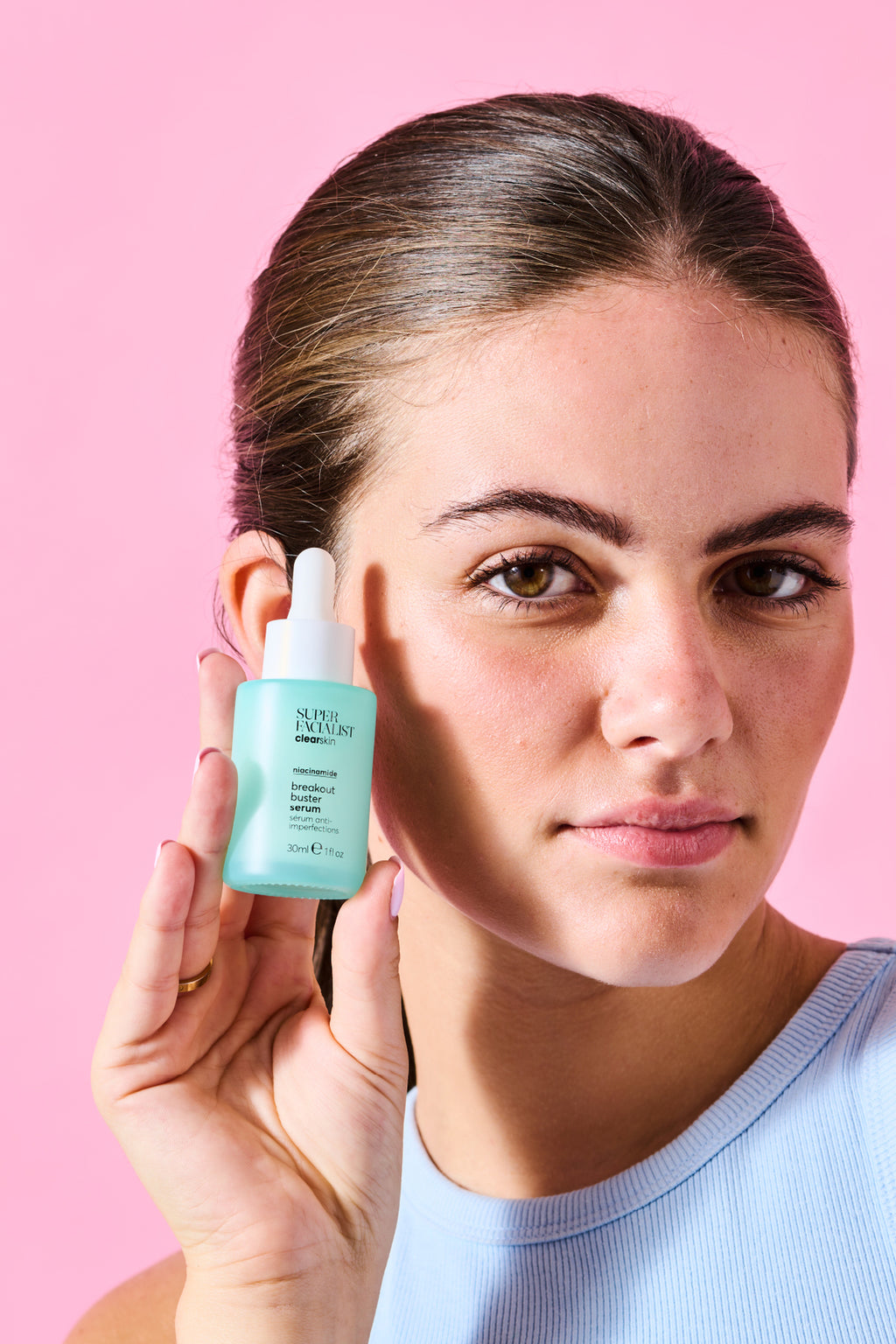 Super Facialist Niacinamide İçeren Gözenek Sıkılaştırıcı & Aydınlatıcı Yüz Serumu 30 ML