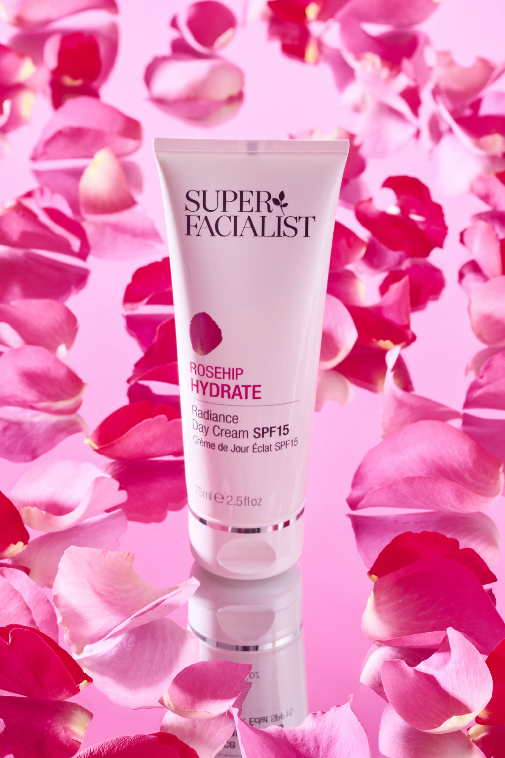 Super Facialist Kuşburnu Yağı İçeren Rahatlatıcı Günlük Nemlendirici Krem SPF 15 75 ML