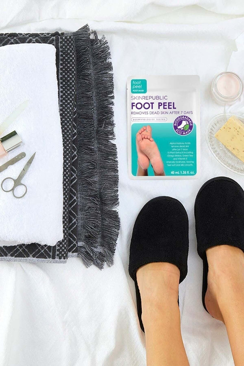 Peeling Etkili Yenileyici Ayak Maskesi