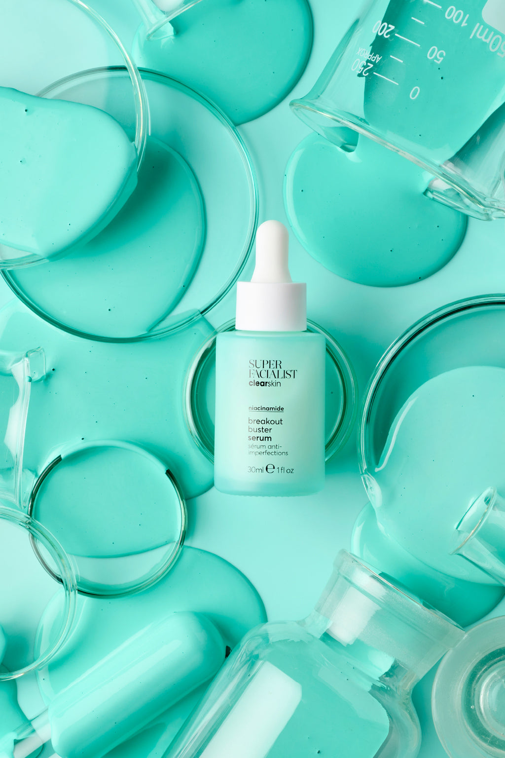 Super Facialist Niacinamide İçeren Gözenek Sıkılaştırıcı & Aydınlatıcı Yüz Serumu 30 ML